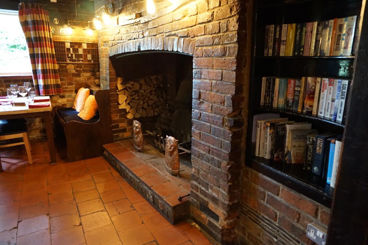 The Red Lion Pub & Kitchen Bed & Breakfast Didcot Exterior photo